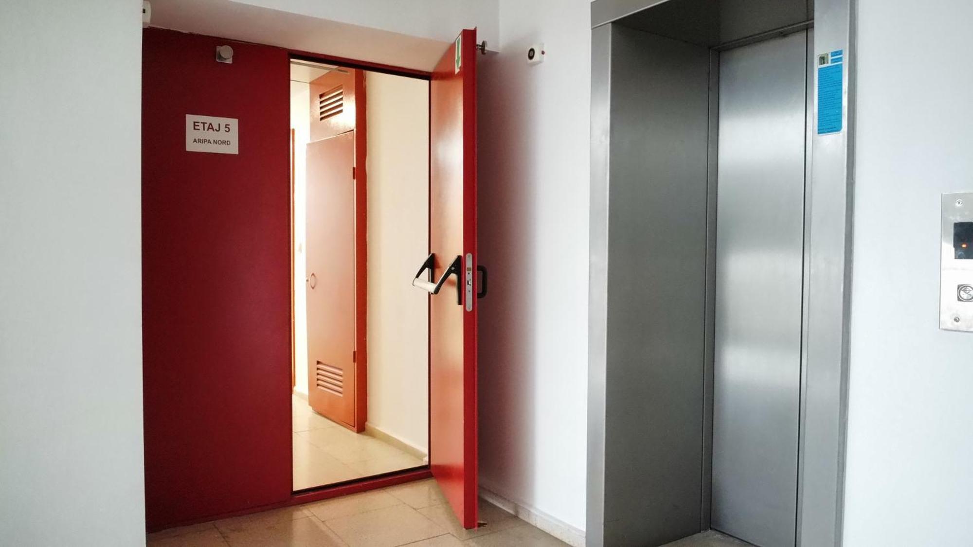 Belle View Sinaia-Free Parking Apartment Bagian luar foto
